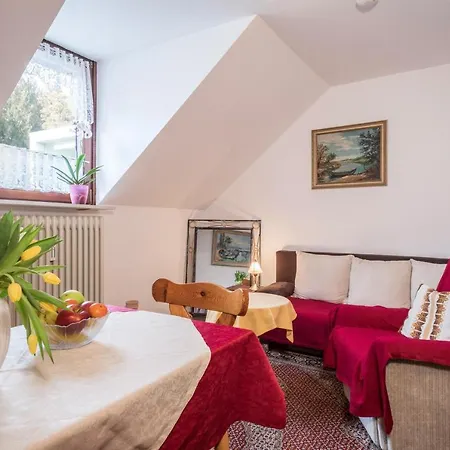 Haus Mohrle 5 *
